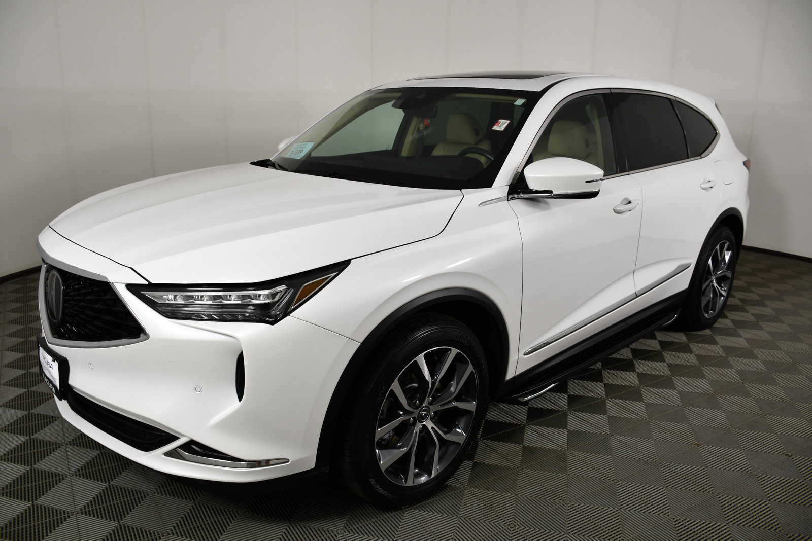 Certified 2024 Acura MDX SH-AWD w/ Technology Package image 10