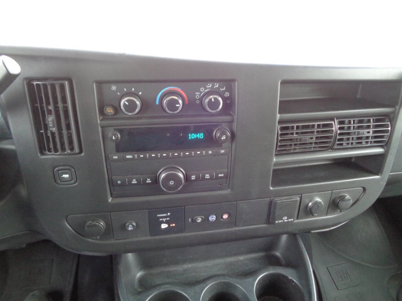 Used 2018 GMC Savana 3500 LT w/ LT Preferred Equipment Group image 58