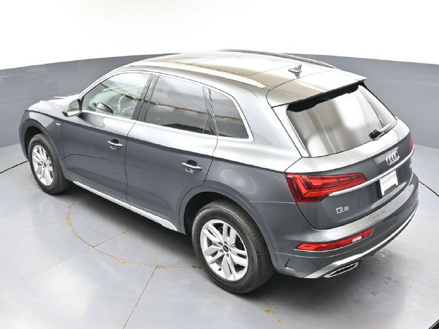 Used 2024 Audi Q5 2.0T Premium w/ Convenience Package AWD/4WD image 39