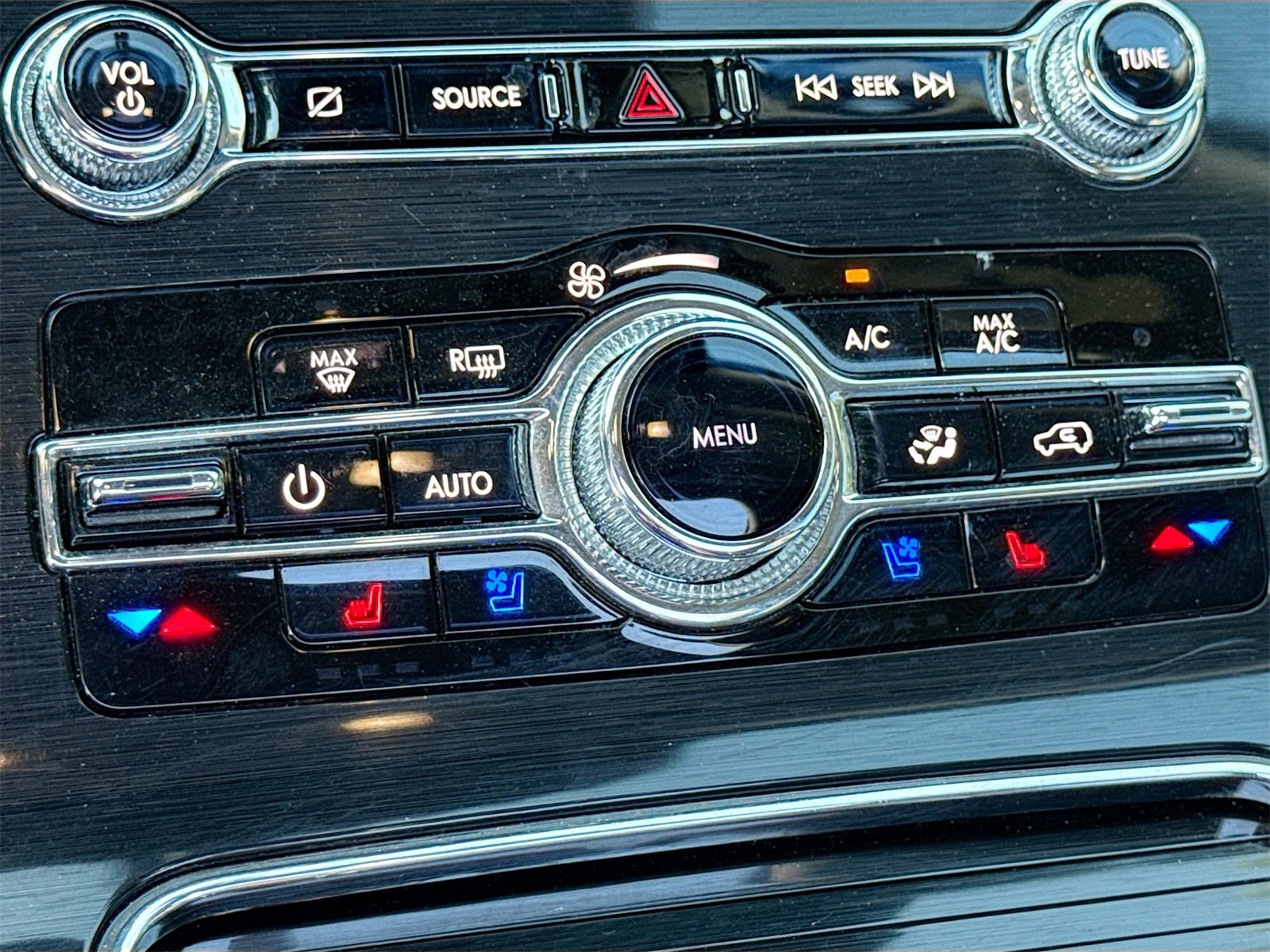 Used 2023 Lincoln Nautilus Reserve image 20