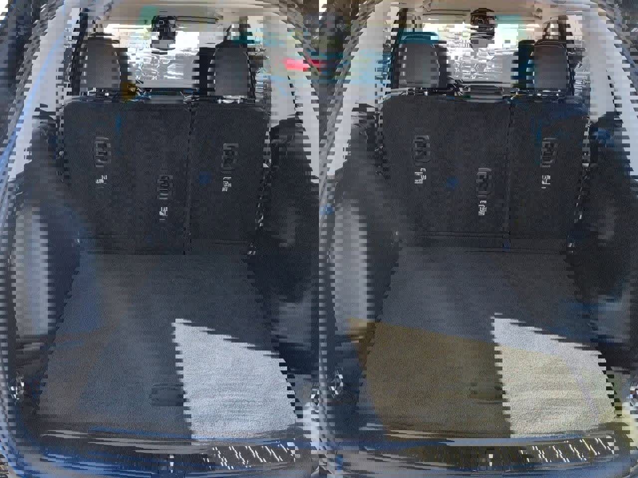 Used 2022 Jeep Grand Cherokee Limited image 32