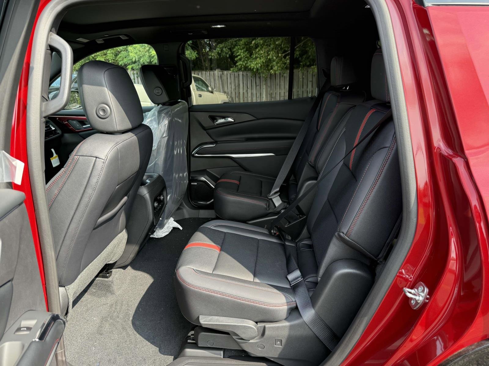 New 2026 Chevrolet Traverse RS w/ LPO, Floor Liner Package image 20