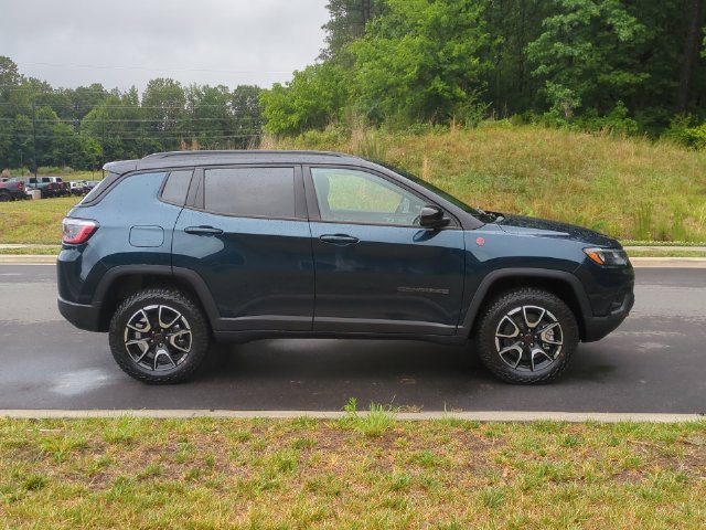 New 2026 Jeep Compass Trailhawk AWD/4WD image 14