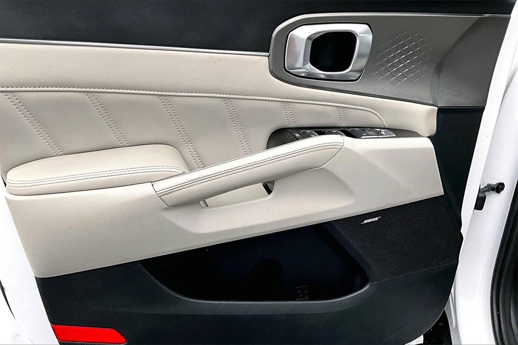 Used 2021 Kia Sorento SX image 21