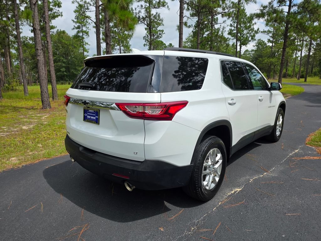 Used 2021 Chevrolet Traverse LT FWD image 5