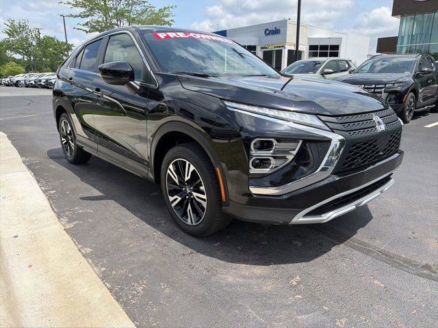 Used 2025 Mitsubishi Eclipse Cross SE AWD/4WD image 2