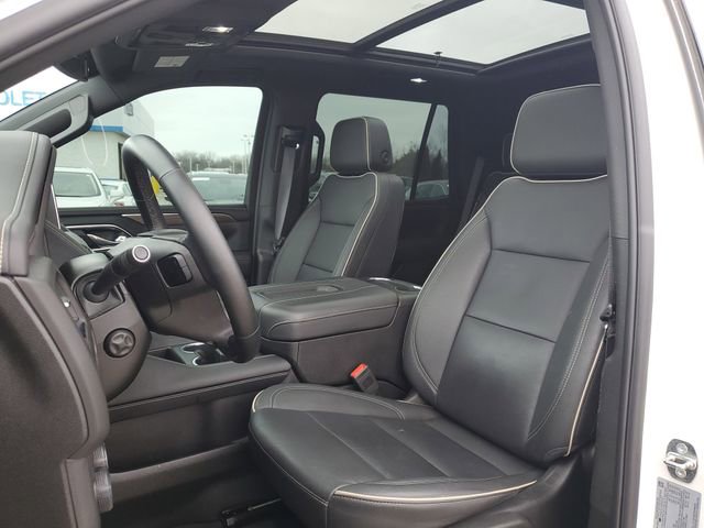 Used 2023 Chevrolet Tahoe Premier image 5