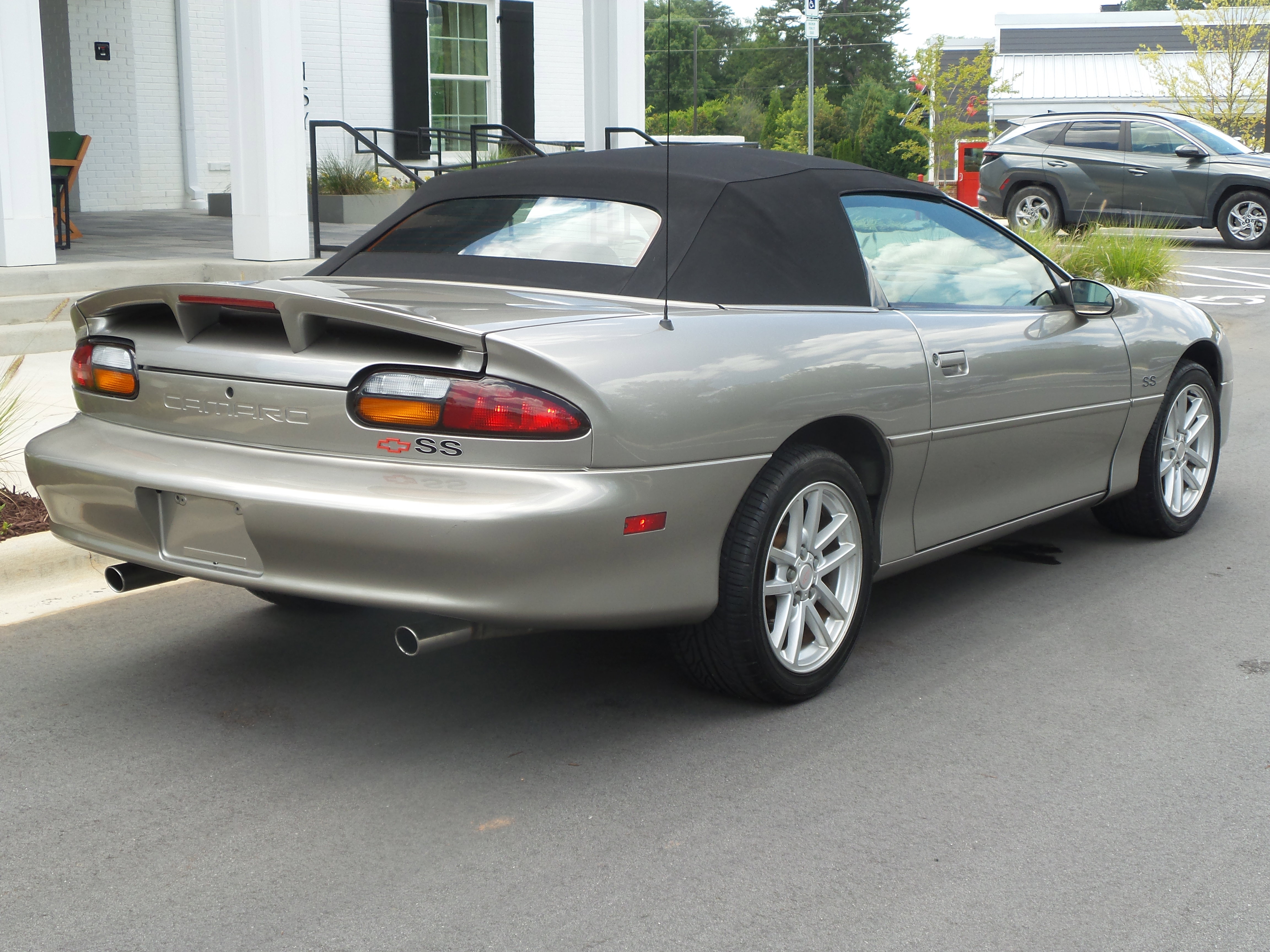 Used 2001 Chevrolet Camaro Z28 w/ SS Performance/Appearance Pkg image 28