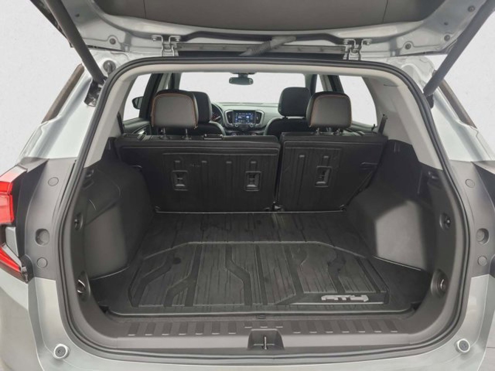 Used 2023 GMC Terrain AT4 w/ Tech Package image 20