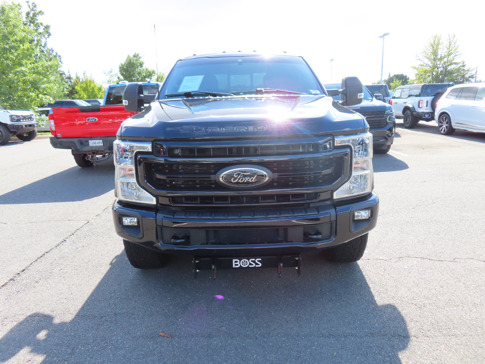 Used 2022 Ford F350 XLT w/ Black Appearance Package AWD/4WD image 2