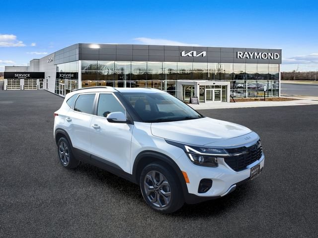 Certified 2024 Kia Seltos S AWD/4WD image 11