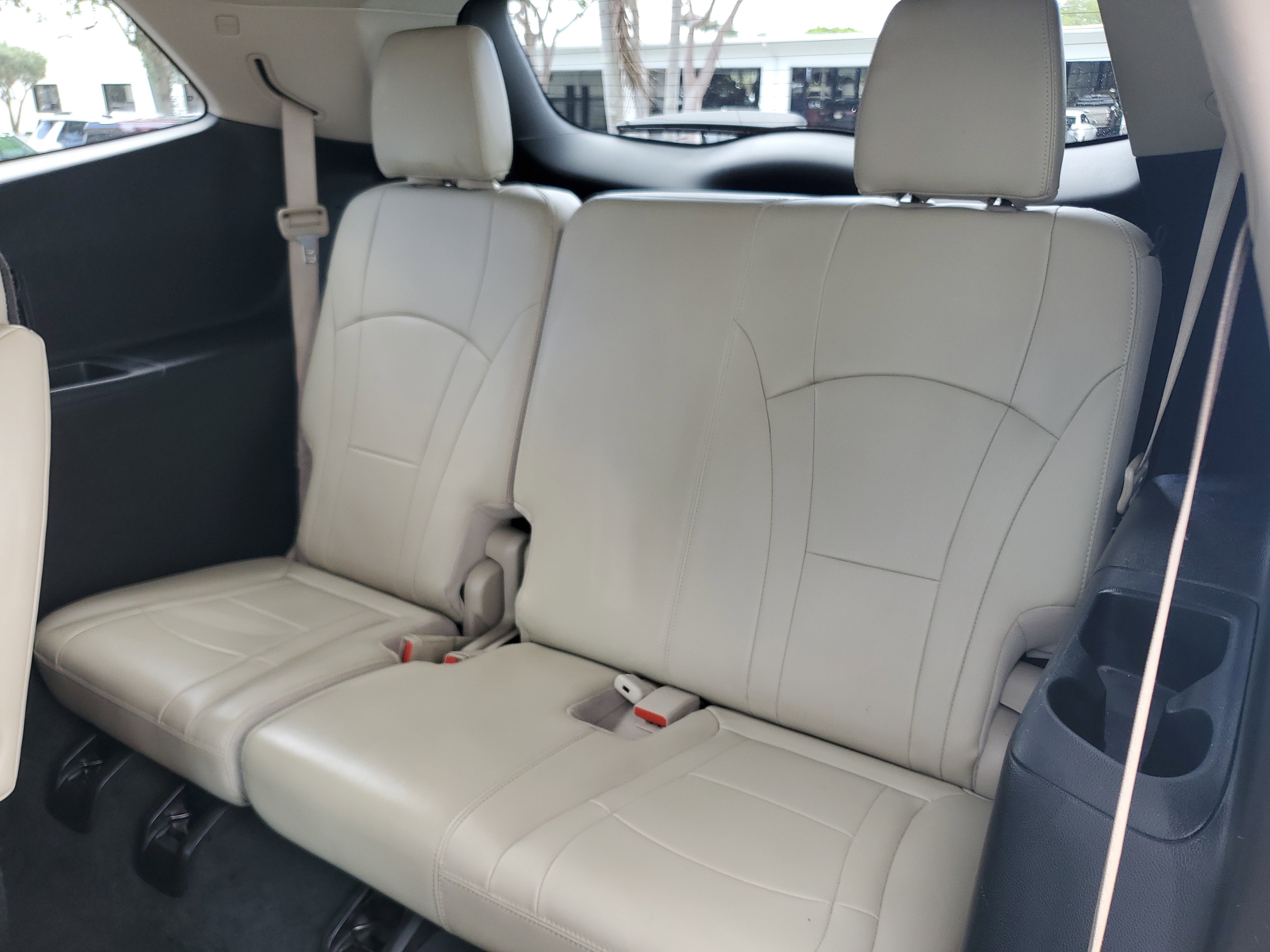 Used 2021 Buick Enclave Premium w/ Sun and Sites Package image 10