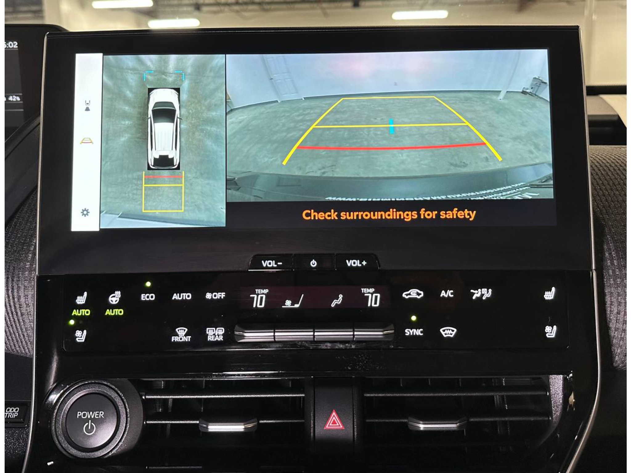 Used 2025 Toyota bZ4X AWD image 30