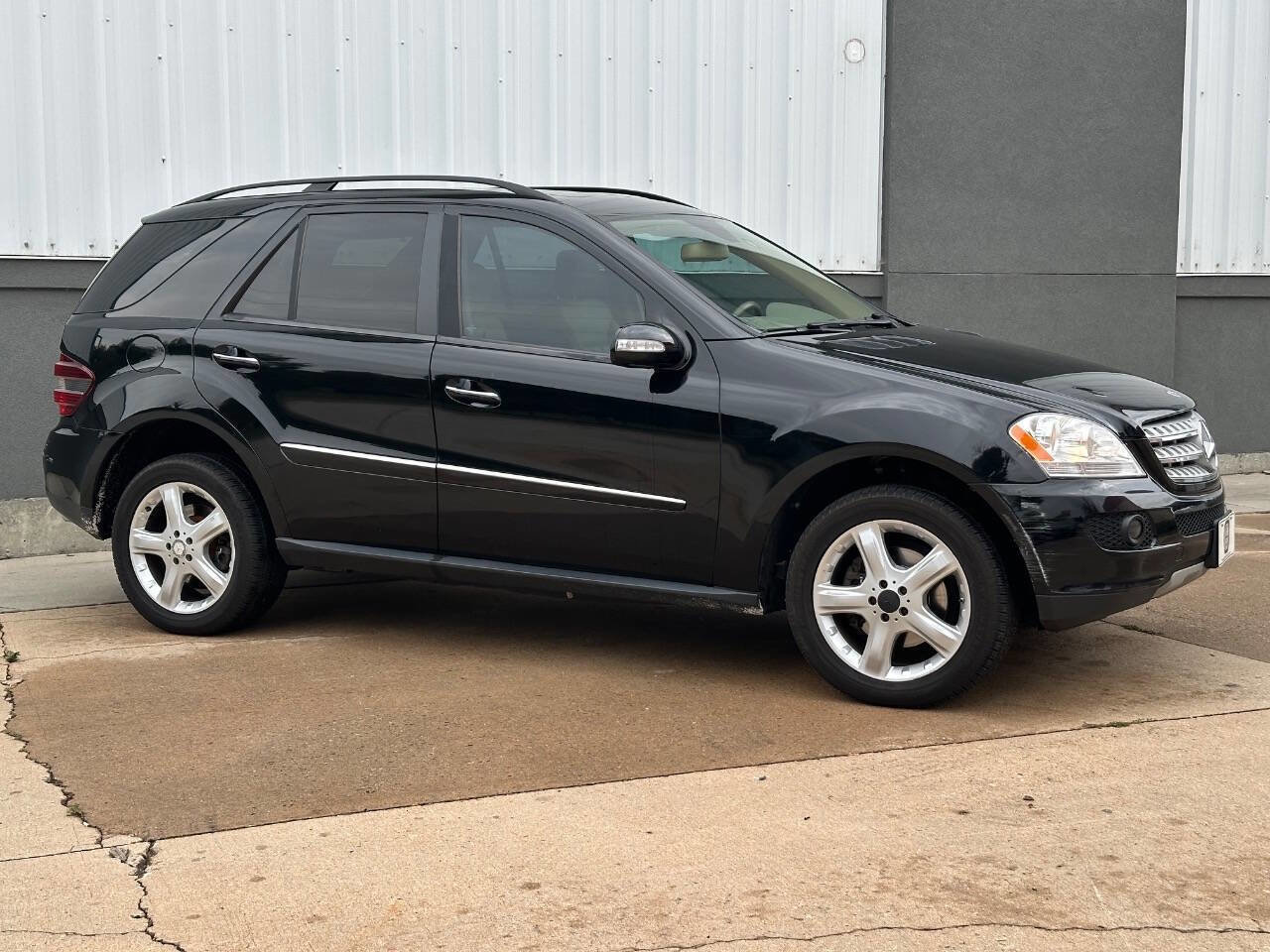 Used 2008 Mercedes-Benz ML 320 4MATIC w/ P1 Pkg image 20