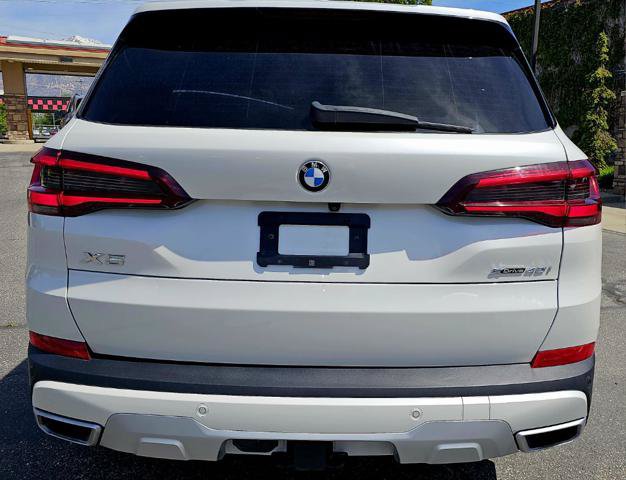 Used 2022 BMW X5 xDrive40i w/ Executive Package AWD/4WD image 6
