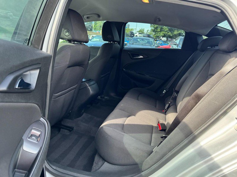 Used 2021 Chevrolet Malibu LS FWD image 10