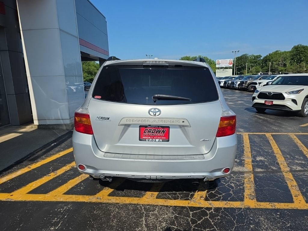 Used 2010 Toyota Highlander SE AWD/4WD image 4