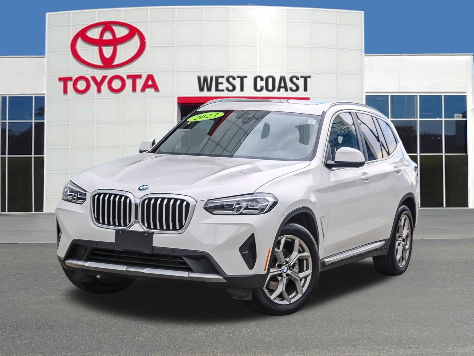 Used 2023 BMW X3 xDrive30i AWD/4WD image 1