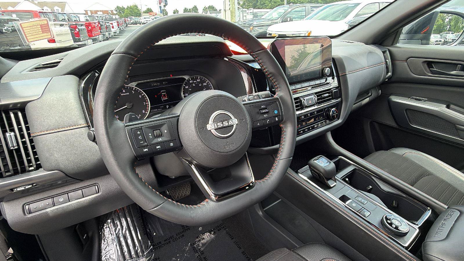 Used 2024 Nissan Pathfinder Rock Creek AWD/4WD image 23