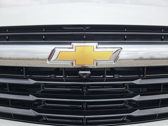 New 2026 Chevrolet Suburban LS RWD image 31