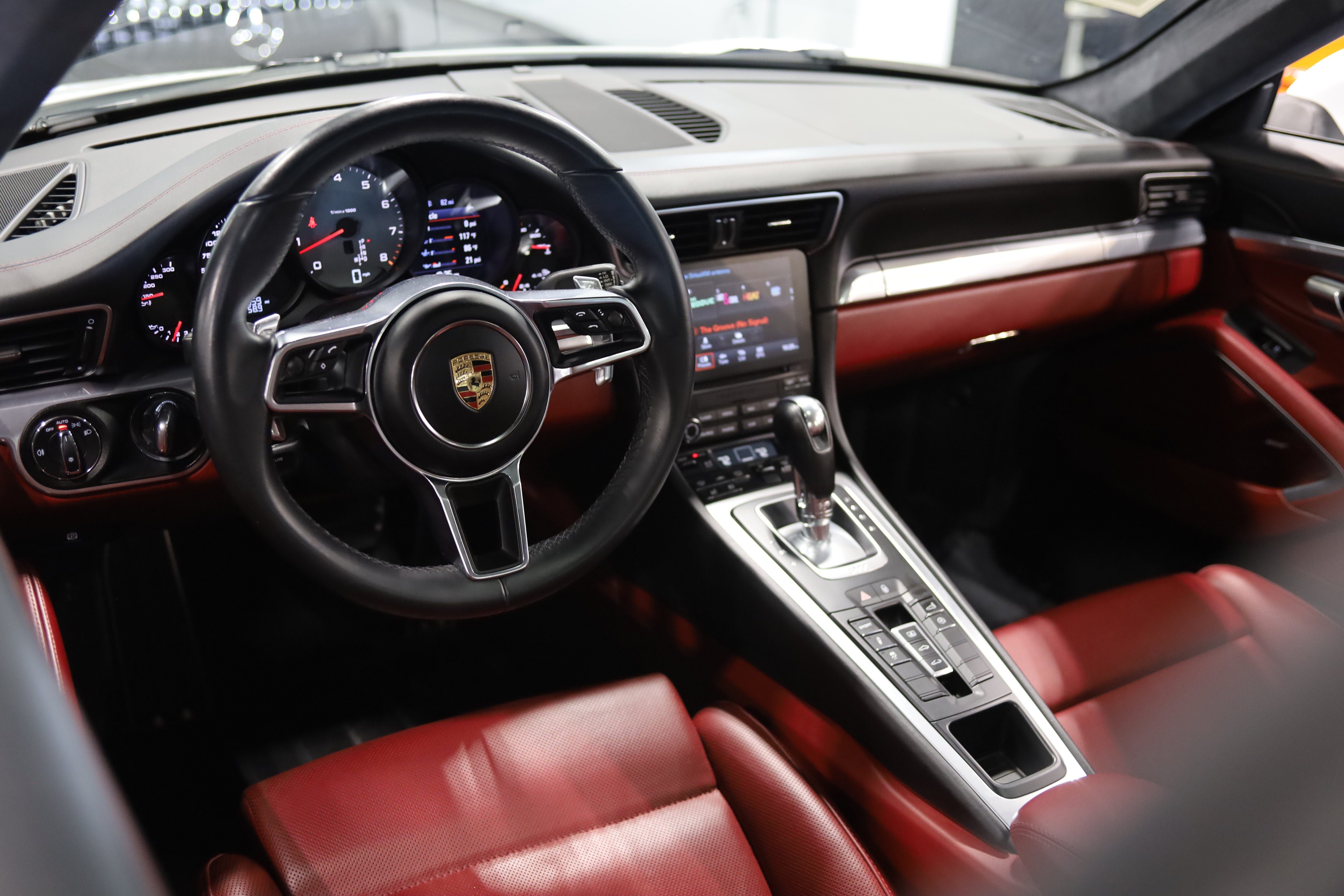 Used 2017 Porsche 911 Carrera S RWD image 32
