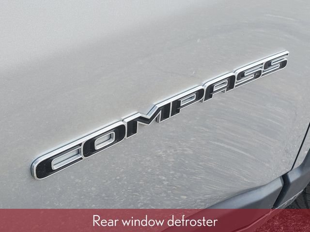 Used 2022 Jeep Compass Latitude AWD/4WD image 7