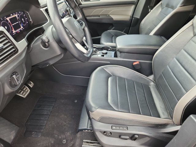 Used 2022 Volkswagen Atlas Cross Sport SEL Premium R-Line AWD/4WD image 7