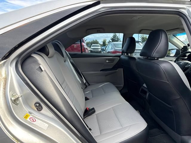 Used 2016 Toyota Camry SE FWD image 10