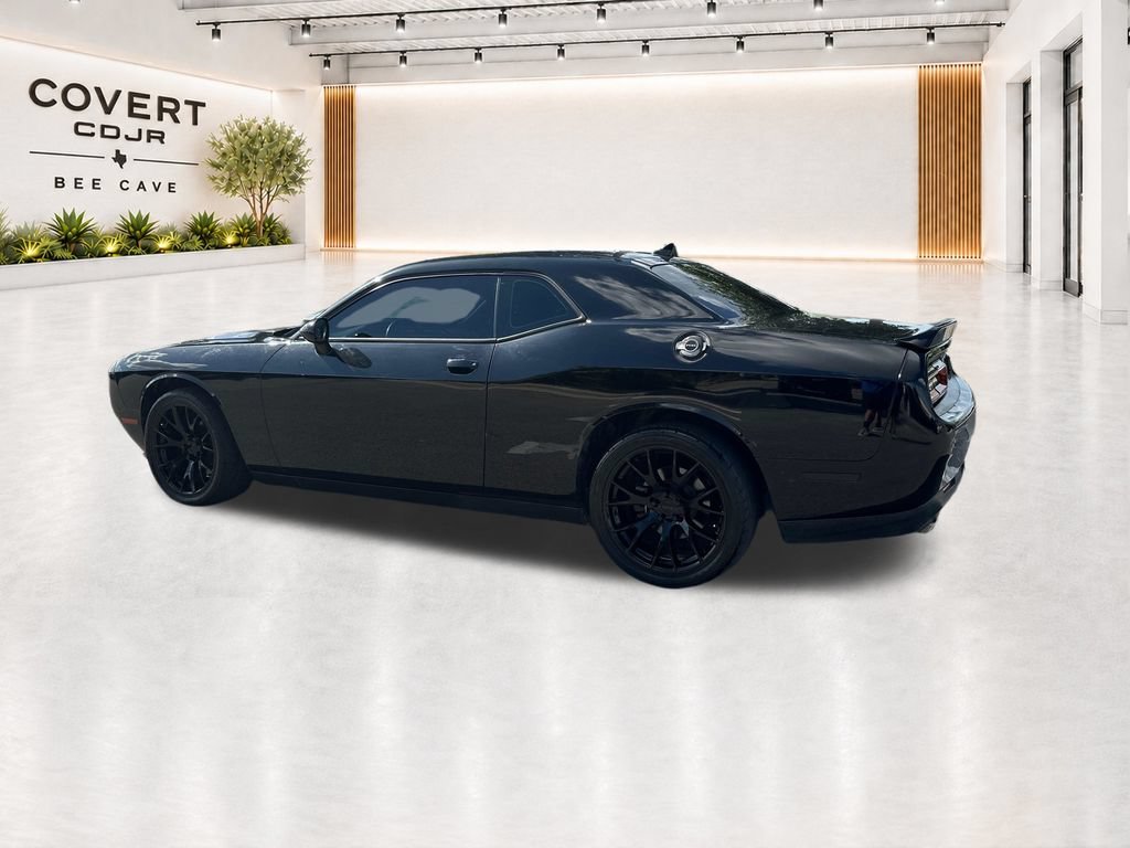 Used 2015 Dodge Challenger R/T Plus RWD image 7