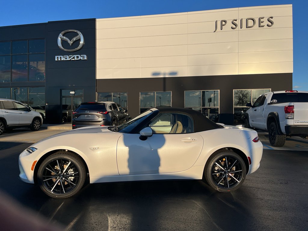 New 2025 MAZDA MX-5 Miata Grand Touring w/ Weather Package video 2