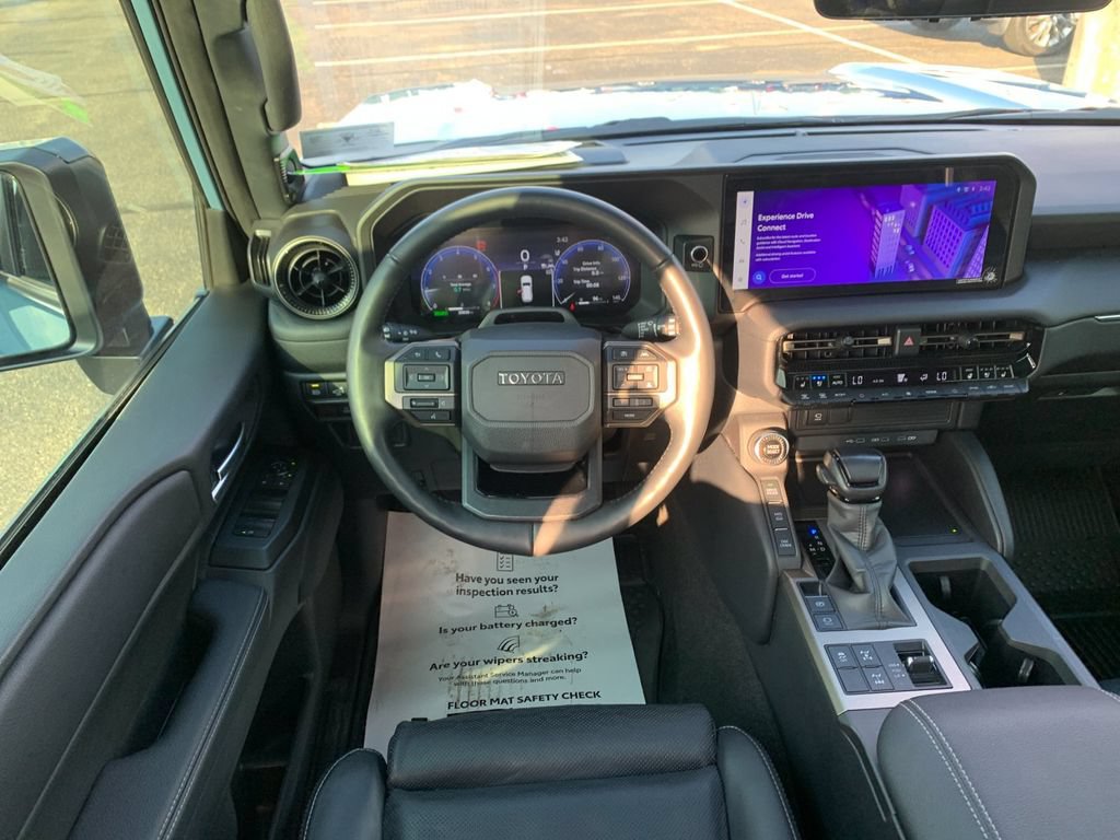 Used 2025 Toyota Land Cruiser w/ Premium Package AWD/4WD image 17