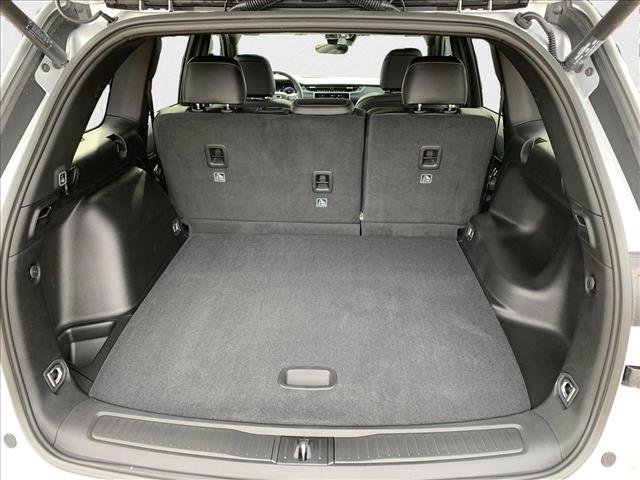 New 2025 Jeep Grand Cherokee Altitude image 27