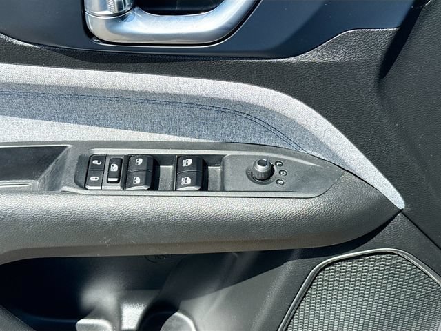 Used 2023 Jeep Compass Latitude w/ Convenience Group AWD/4WD image 17