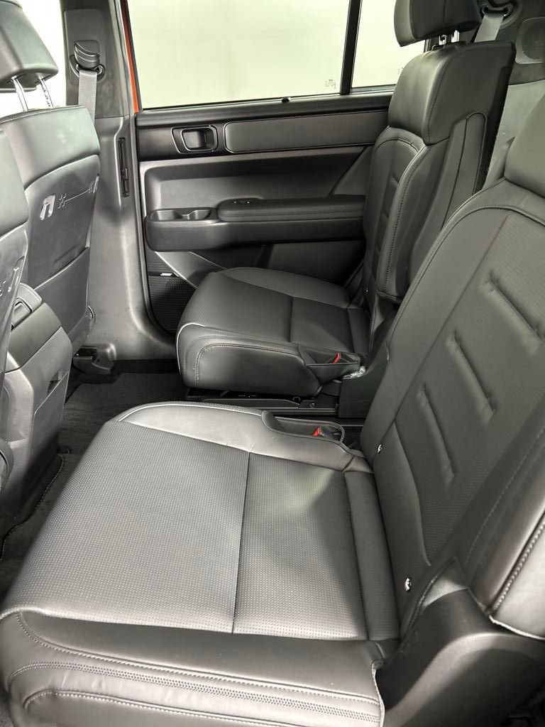 Used 2025 Hyundai Santa Fe Calligraphy image 33