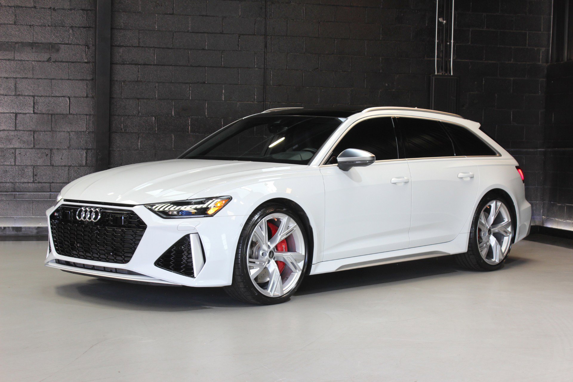 Used 2023 Audi RS 6 image 7