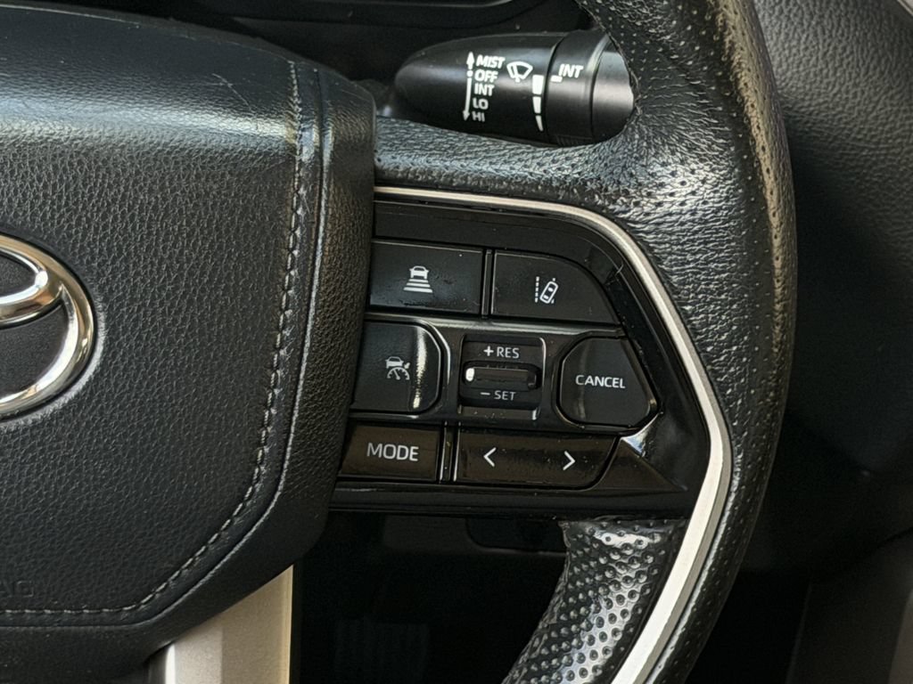 Used 2022 Toyota Tundra Limited AWD/4WD image 16