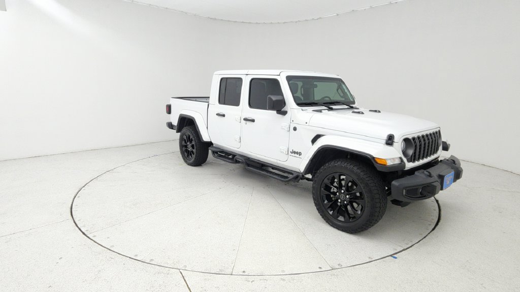 Used 2025 Jeep Gladiator Sport AWD/4WD image 1