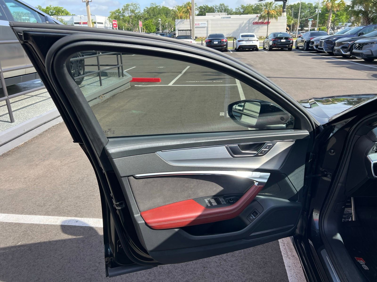 Used 2020 Audi S6 Premium Plus w/ S Sport Package image 27