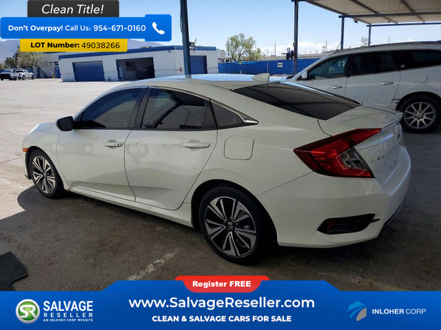 Used 2017 Honda Civic EX-T image 3