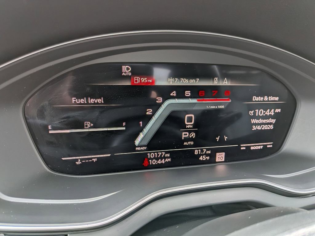 Used 2024 Audi SQ5 Prestige w/ Prestige Package image 15