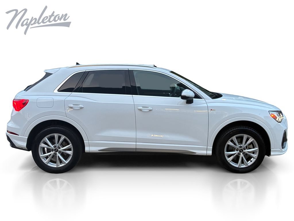 Used 2025 Audi Q3 2.0T Premium AWD/4WD image 7
