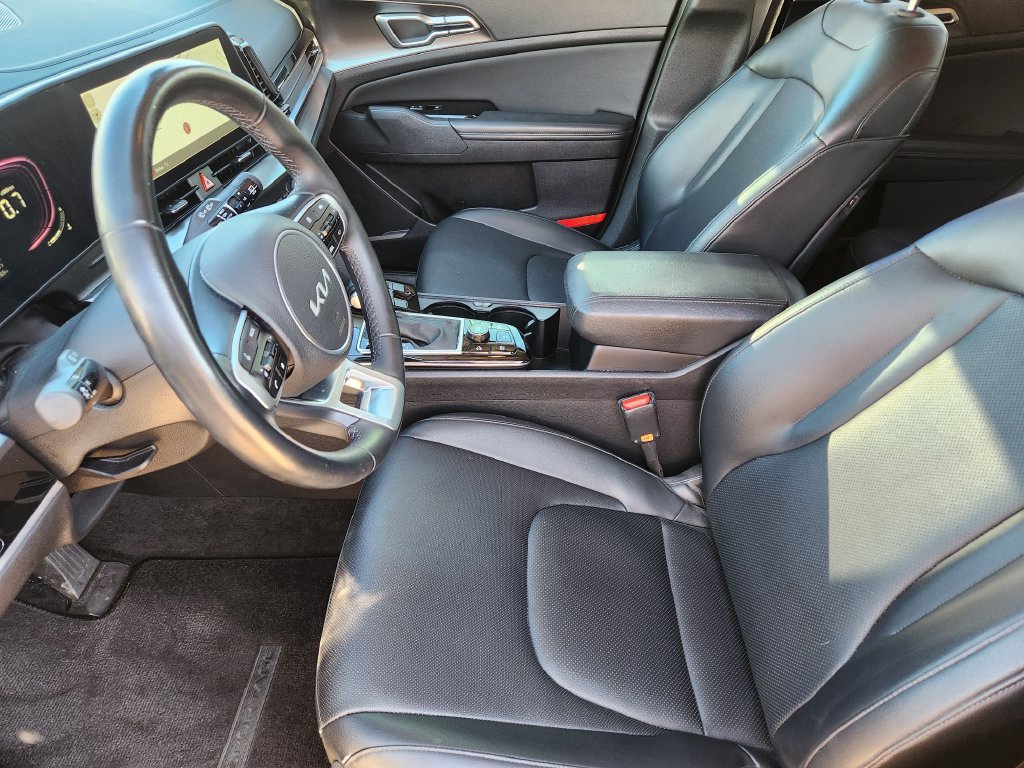 Certified 2024 Kia Sportage EX FWD image 22