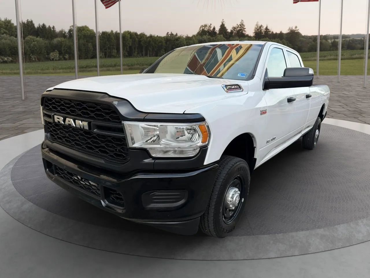 Used 2022 RAM 2500 Tradesman AWD/4WD image 1