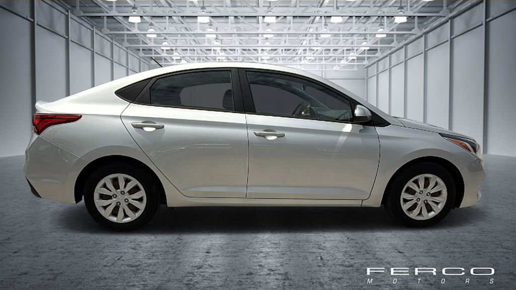 Used 2020 Hyundai Accent SE FWD image 6