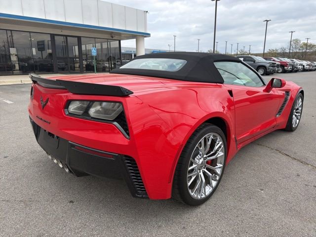 Used 2015 Chevrolet Corvette Z06 w/ 3LZ Preferred Equipment Group image 4