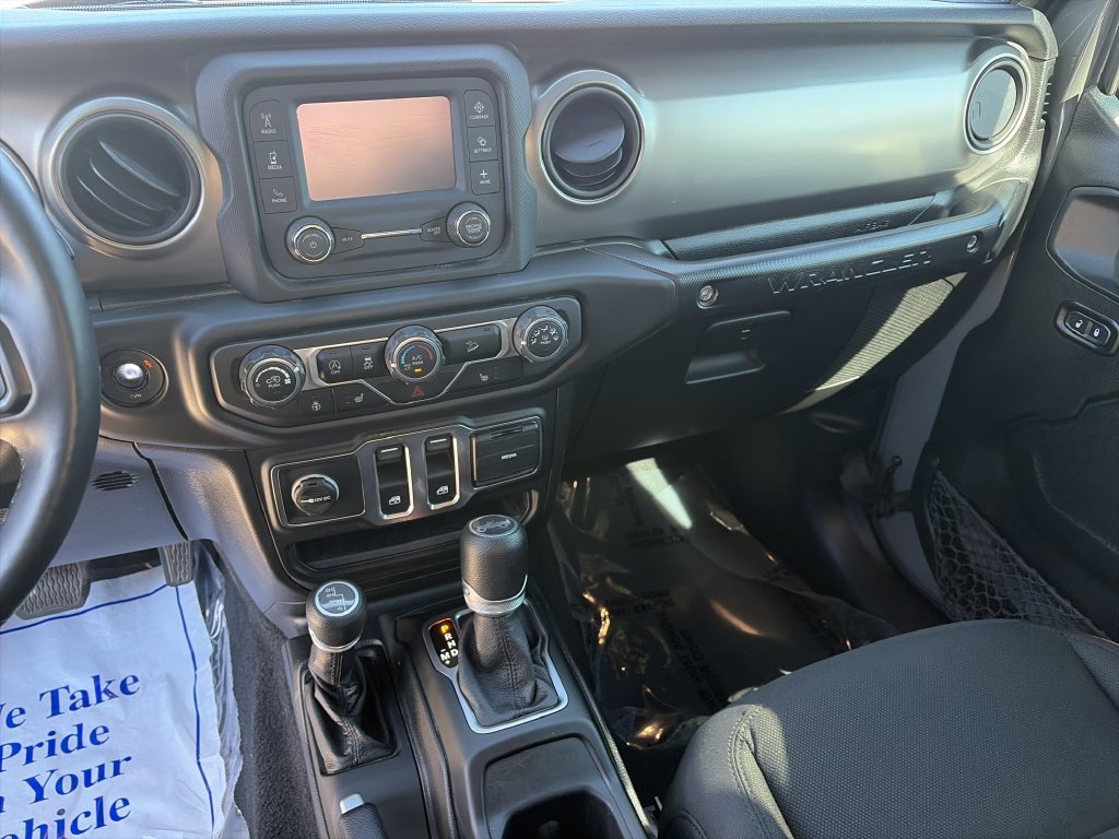 Used 2020 Jeep Wrangler Sport AWD/4WD image 15