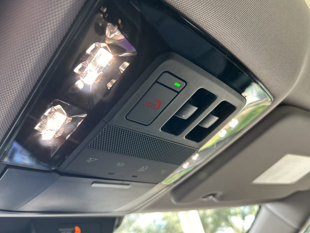 New 2025 Mitsubishi Outlander SEL image 45