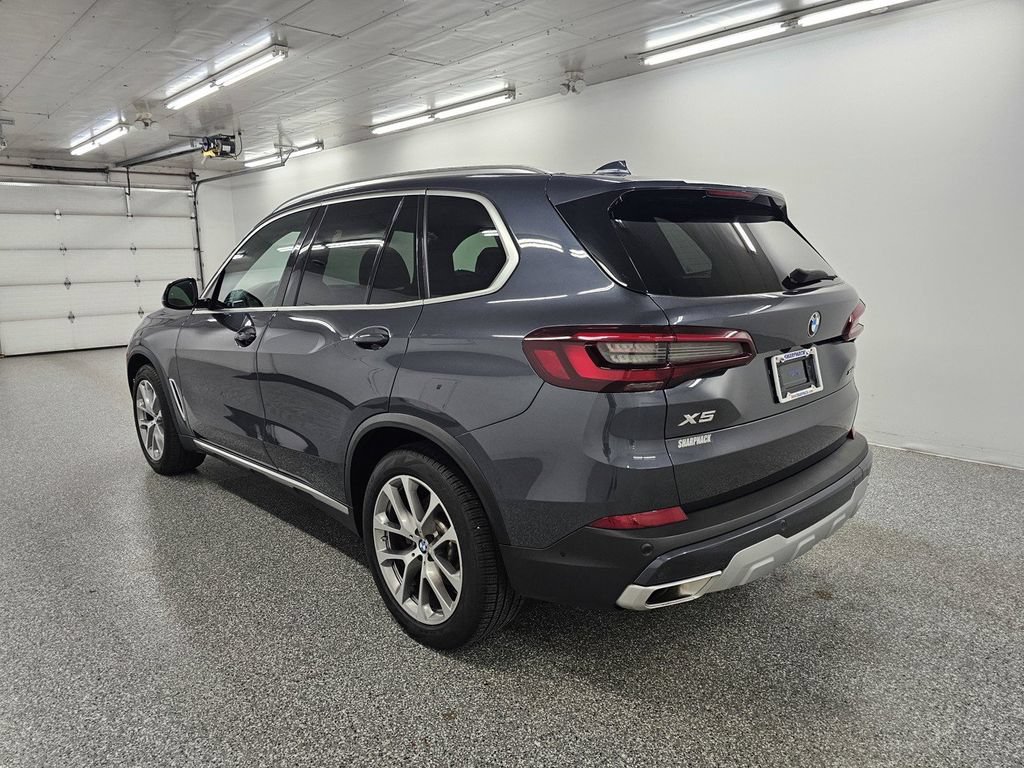 Used 2022 BMW X5 xDrive40i AWD/4WD image 6