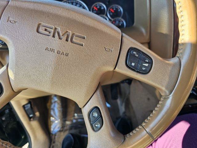 Used 2002 GMC Envoy SLT AWD/4WD image 12