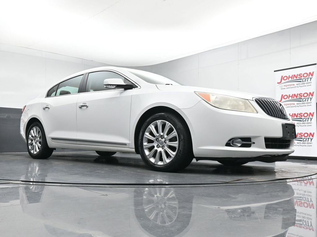 Used 2013 Buick LaCrosse Leather w/ Entertainment Package image 33